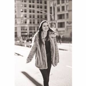 Meet your Posher, Christina